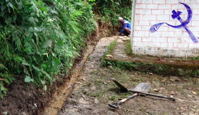 Digging the trench around the Temple